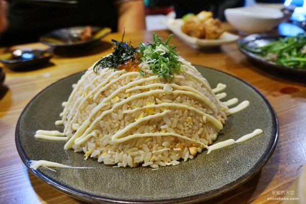 ▲板橋坐一下吧巨無霸壽司。（圖／安妮的天空提供）