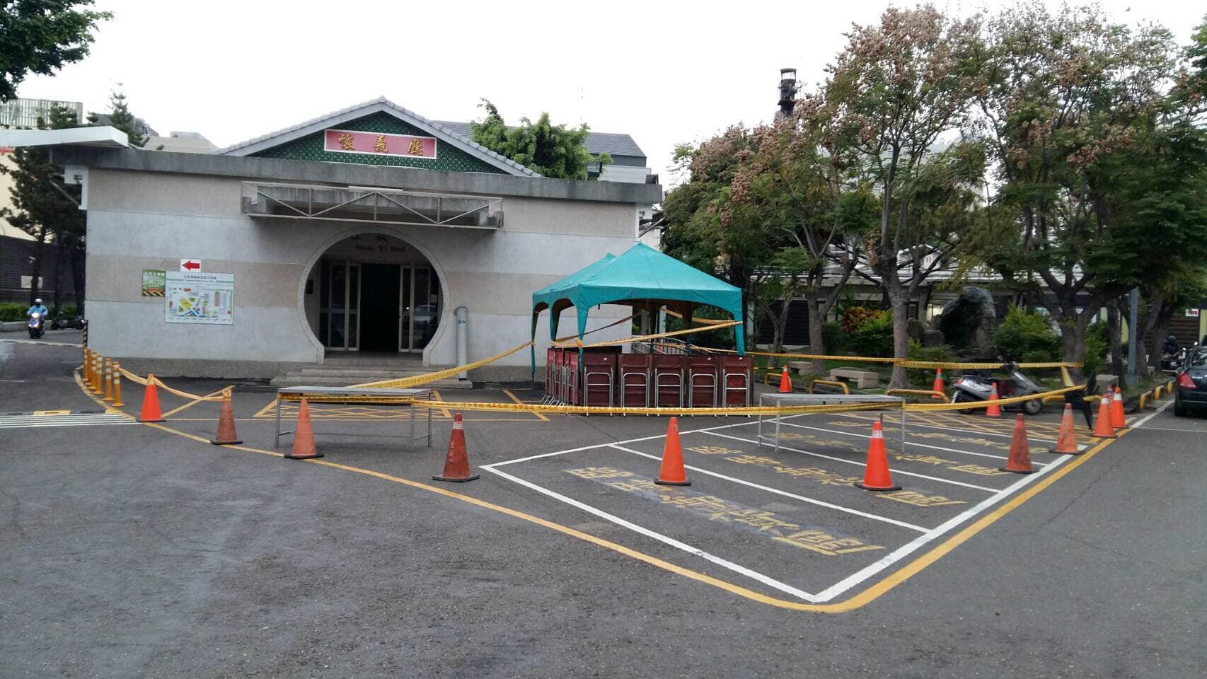 台中男衝殯儀館猛刺頸部 靈堂供桌前 倒臥血泊身亡 Ettoday社會新聞 Ettoday新聞雲