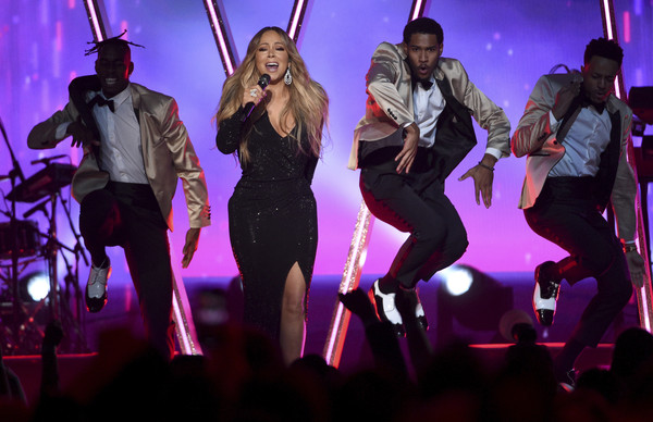 ▲▼瑪莉亞凱莉（Mariah Carey）2019年告示牌音樂獎（Billboard Music Awards）獲得本屆「告示牌偶像獎」。（圖／達志影像／美聯社）