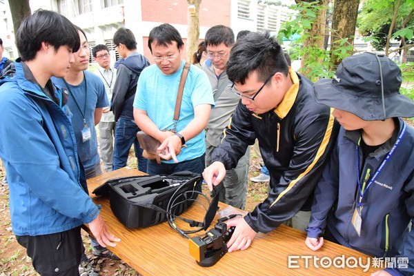 ▲▼ 屏東科技大學森林系陳建璋副教授帶領團隊與屏東林管處合作無人機監測並林業             。（圖／記者陳崑福翻攝）