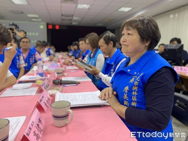 ▲ 侯友宜走訪樹林基層 與里長座談助解決地方大小事。（圖／新北市民政局提供）