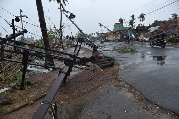 ▲▼ 熱帶氣旋法尼（Fani）重創印度東南部奧里薩省，造成12人死亡 。（圖／路透）