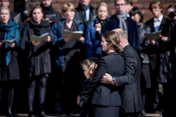 ▲▼ 斯里蘭卡連環爆／丹麥首富、時尚電商巨擘Asos大股東波維森（Anders Holch Povlsen）為孩子們舉辦葬禮。（圖／路透）