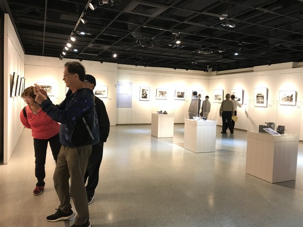 ▲▼ 台灣攝影發源地在中部！首批照相館攝影展　揭開百年前修片技術（圖／國立彰化生活美學館提供）