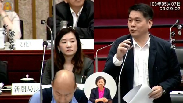 ▲▼韓國瑜被問全中運快閃…竟起立神回「端午划龍舟」！議員秒傻眼。（圖／翻攝自高雄市議會）