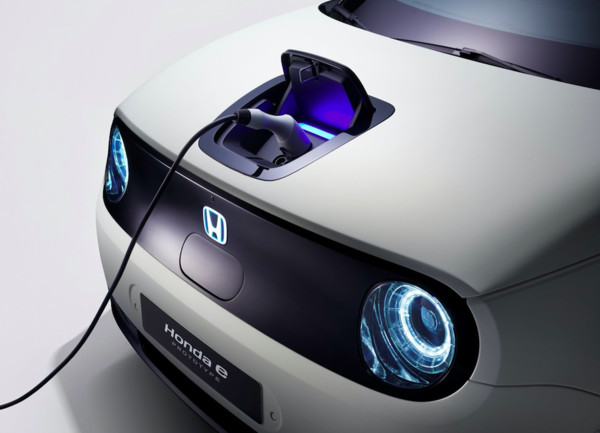 ▲▼本田公布未來方針，第4代Honda Fit將於東京車展亮相。（圖／翻攝自Honda）