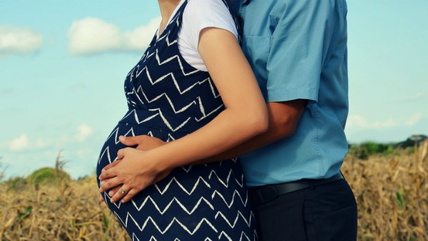 ▲▼懷孕,夫妻,情侶,結婚,生子。（圖／取自免費圖庫Pixabay）
