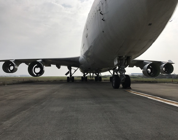 ▲▼長美公司停在桃園機場管制內747客機內零件不翼而飛。（圖／長美公司提供）