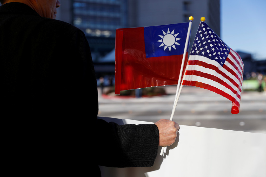 美國民調：「95%台裔移民」愛台灣　中國移民愛中國才41% | ETto
