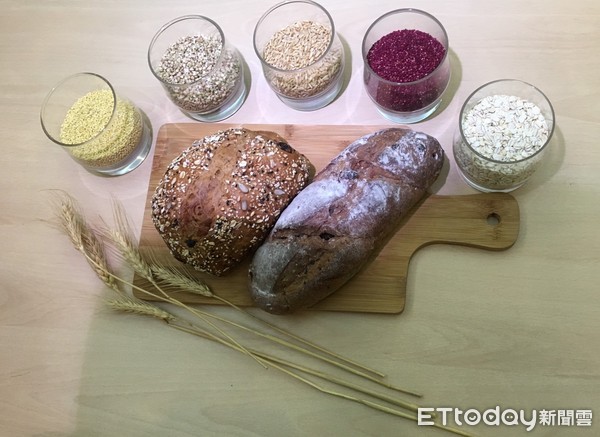▲麵包,雜糧,燕麥,小米,高粱,穀物。（圖／記者嚴云岑攝）