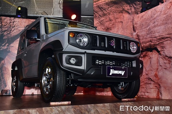 車子還沒上市，年度配額就宣告完售　Suzuki全新Jimny「74.8萬元」在台上市（圖／記者游鎧丞攝）