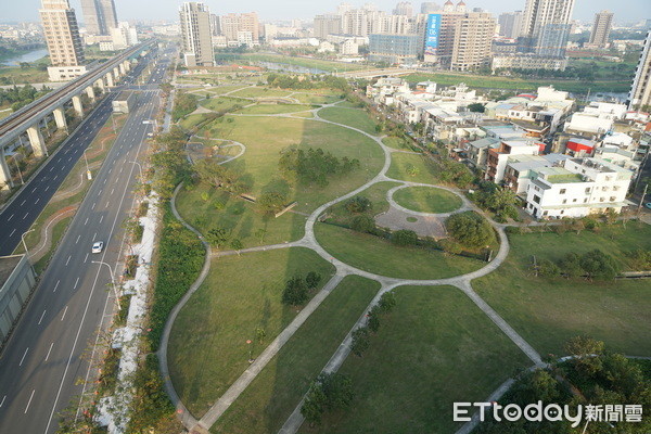 ▲桃園青埔高鐵特區「桃園會展中心」，鄭文燦爭取成功。（圖／記者楊淑媛攝）