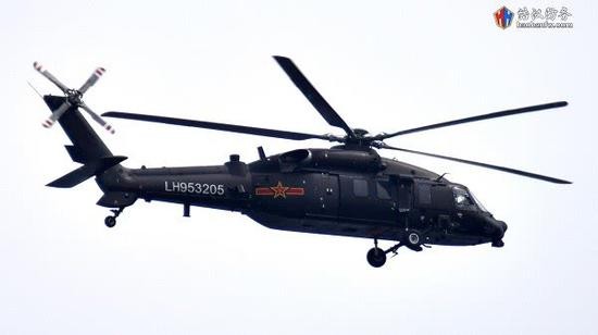 ▲▼2架機尾標有解放軍陸航部隊戰術編號「LH953201」與「LH953205」的直-20曝光，疑似已正式列裝部隊。（圖／翻攝自浩漢防務）