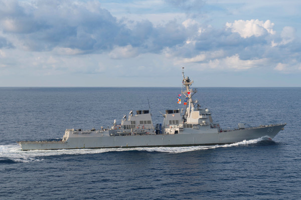 ▲▼ 美國導向飛彈驅逐艦普瑞布爾號（USS Preble）近期多次駛入南海水域。圖為2018年3月29日普瑞布爾號行經印度洋。（圖／路透）