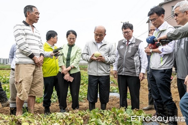 ▲蘇貞昌赴桃園關心農業災情