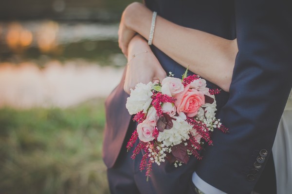 ▲▼捧花,婚禮,結婚,新娘,感情,幸福（圖／取自免費圖庫Pixabay）