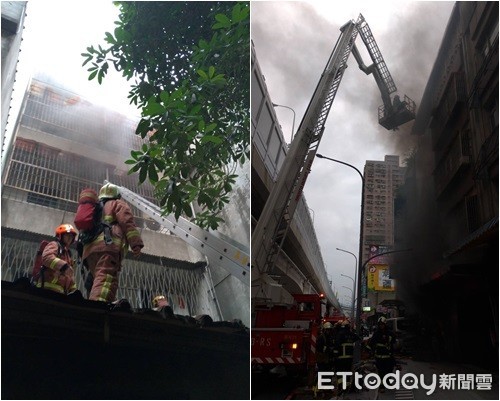 ▲▼板橋捷運工地旁大樓竄火，4人一度受困。（圖／記者陳豐德翻攝）