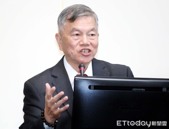 ▲經濟部長沈榮津表示，將在二周內提出根留台灣企業及中小企業優惠方案。（圖／記者屠惠剛攝）