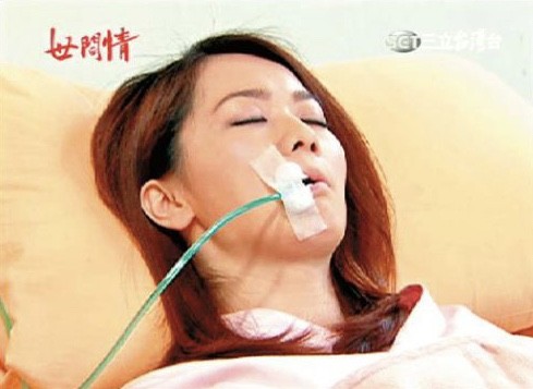 ▲▼八點檔荒謬醫療畫面。（圖／ICU醫師陳志金提供）