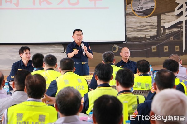 ▲台南市警二、四分局所轄台南市鬧區或新化老街等等平常車水馬龍的路段，「萬安42號」演習防空警報發起後，馬上人車散道路淨空，宛如空城。（圖／記者林悅翻攝，下同）    