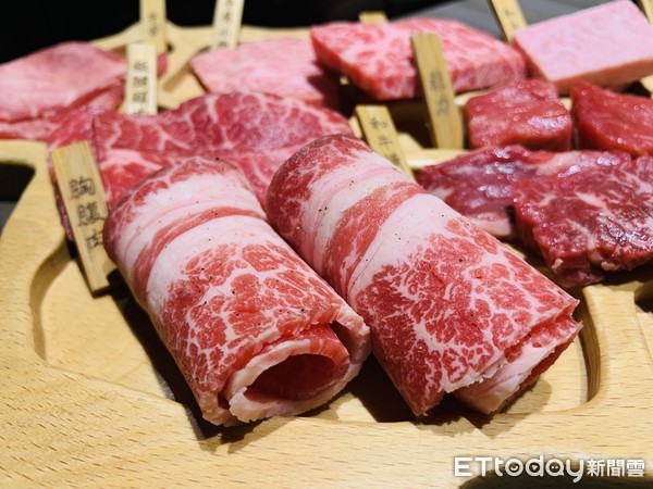 ▲▼ 京東燒肉專賣店 一頭牛套餐。（圖／記者蔡玟君攝）