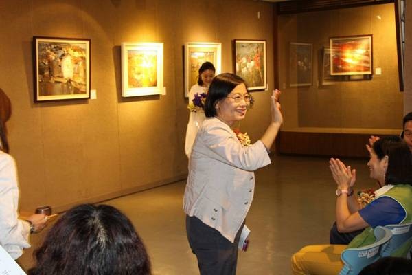 ▲大陸藝術家王道強於桃園文化局舉辦作品展。
