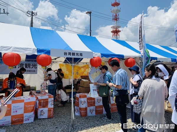 ▲▼日本民眾瘋搶台灣香蕉。（圖／記者蔡玟君攝）