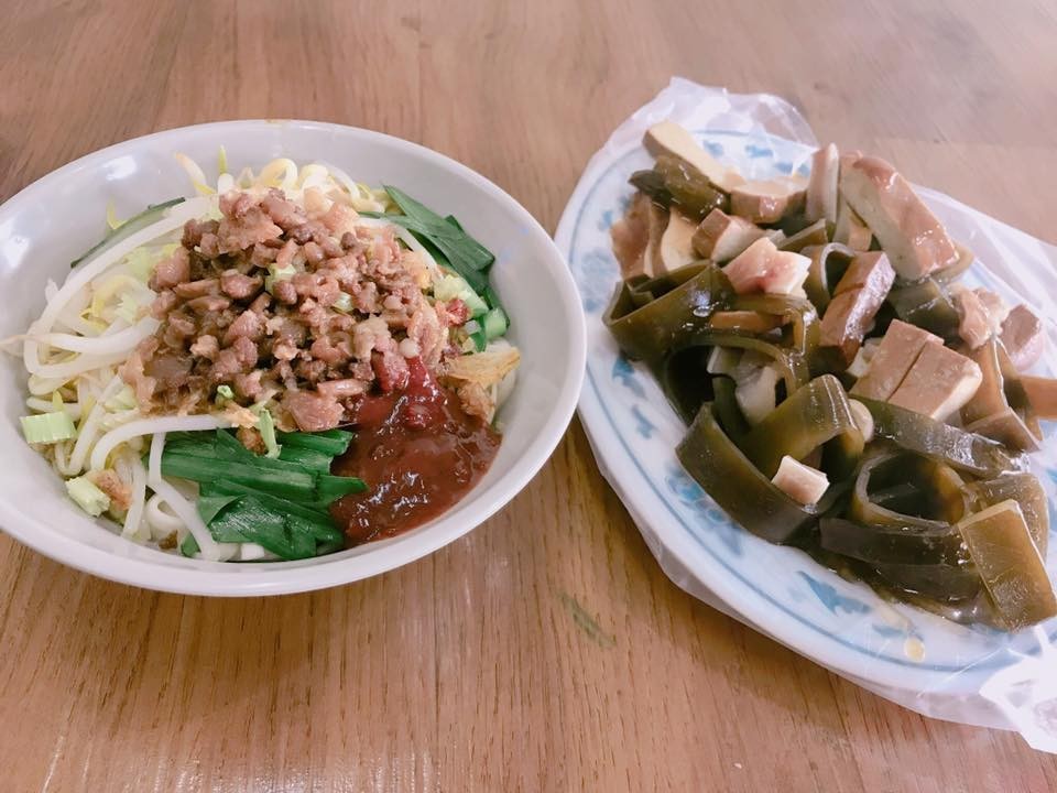 ▲▼   小吃店奧客會自帶食材來煮          。（圖／翻攝自爆怨公社）