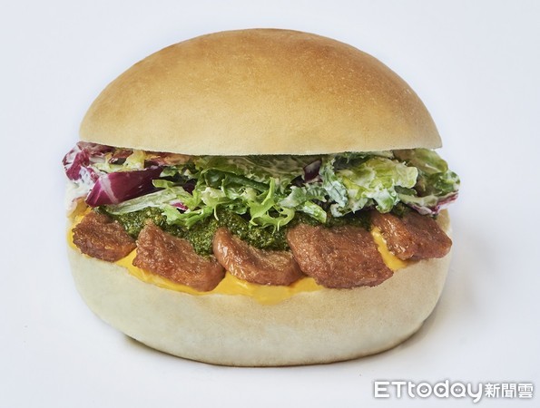 ▲蔬食主義看過來！採用純素肉排的V Burger進駐微風廣場。（圖／微風集團提供)