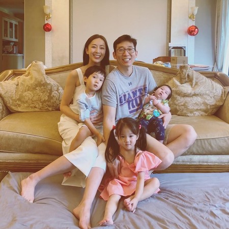 ▲隋棠一家五口生活幸福美滿。（圖／翻攝自隋棠臉書）