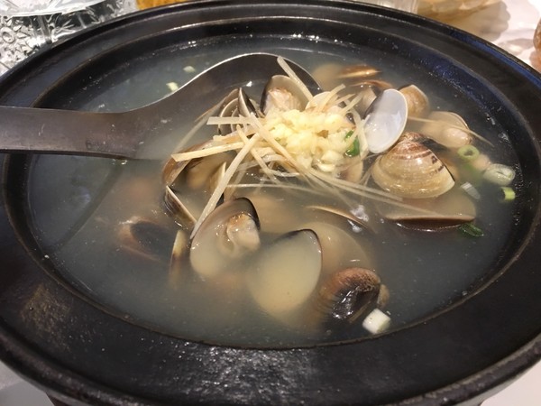 ▲台中火鍋店業者加開宵夜場。（圖／業者提供）