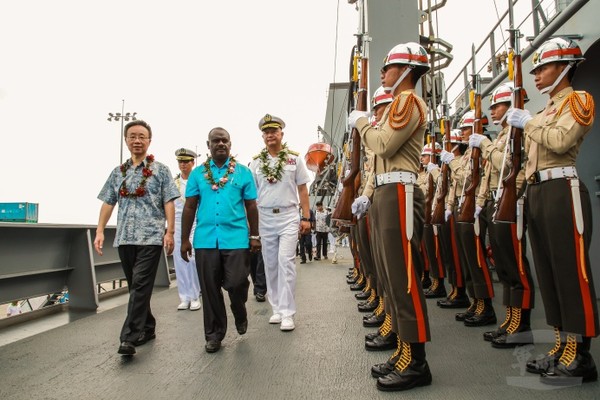 海軍敦睦支隊敦訪索羅門　深化友好邦誼