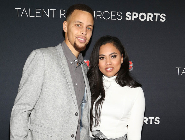 ▲柯瑞(Stephen Curry)、艾莎(Ayesha Curry)。（圖／達志影像／美聯社）