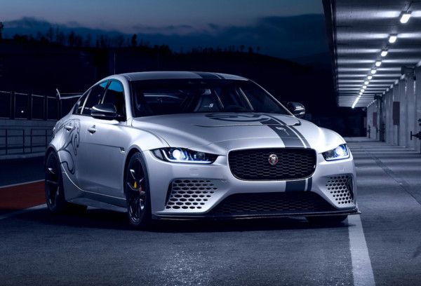 ▲▼圖為Jaguar XE SV Project 8。（圖／翻攝自Jaguar）