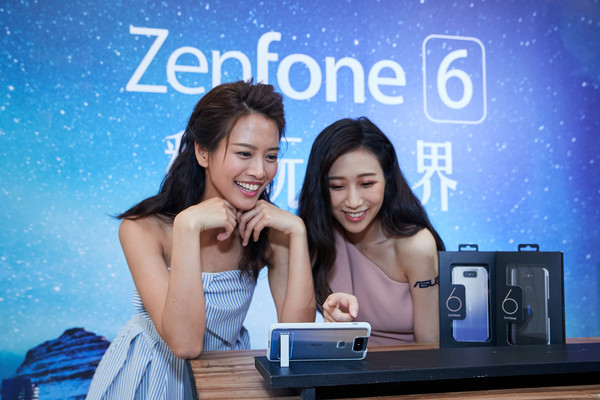 ▲無瀏海全螢幕「翻轉式相機」　華碩ZenFone 6台灣價17990元。（圖／華碩提供）