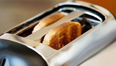 倫敦頻傳「卡到陰」　  男子用烤麵包機自慰當「卡卡」