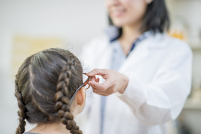 陸5歲童近視1000度！　醫生點出關鍵原因