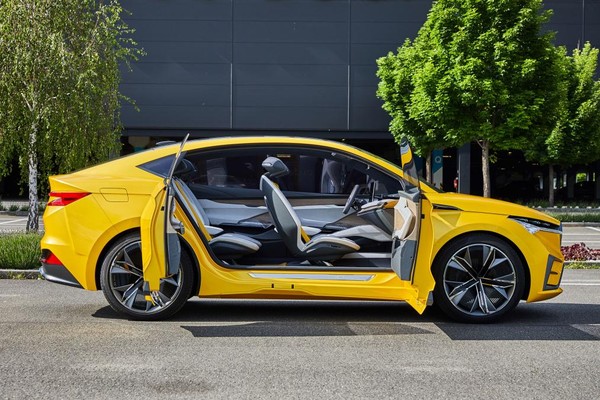 售價可望壓在150萬元以內　Skoda首款電動車「Vision iV」官圖曝光（圖／翻攝自Skoda）