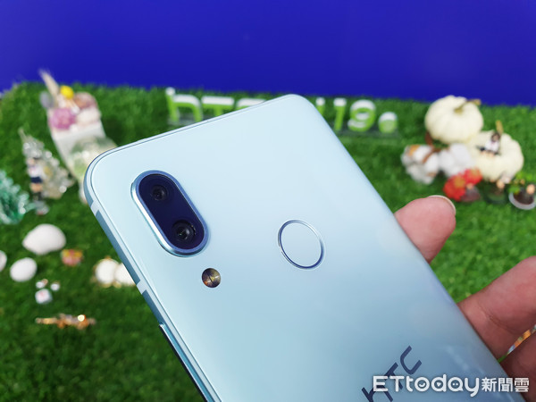 ▲▼HTC U19e。（圖／記者邱倢芯攝）