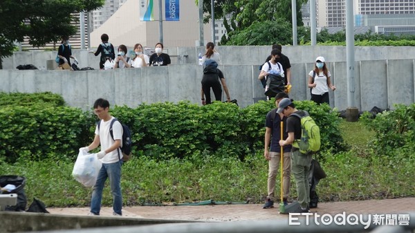 ▲▼香港反送中，民眾自發性清理環境、警備配備。（圖／記者吳奕靖攝）