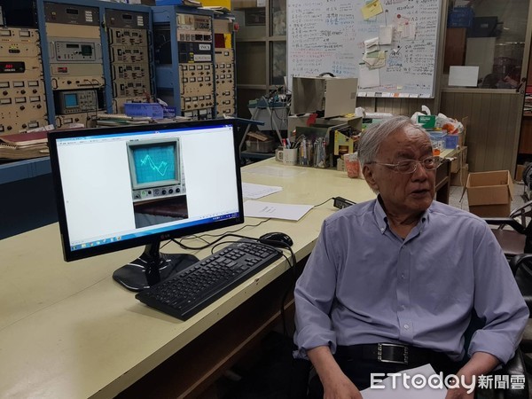 ▲清大退休教授鑽研60年　他推安全無污染「重氫核融合」可發電。（圖／記者陳凱力攝）