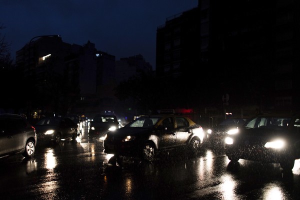 ▲▼阿根廷發生大規模停電。（圖／達志影像／美聯社）