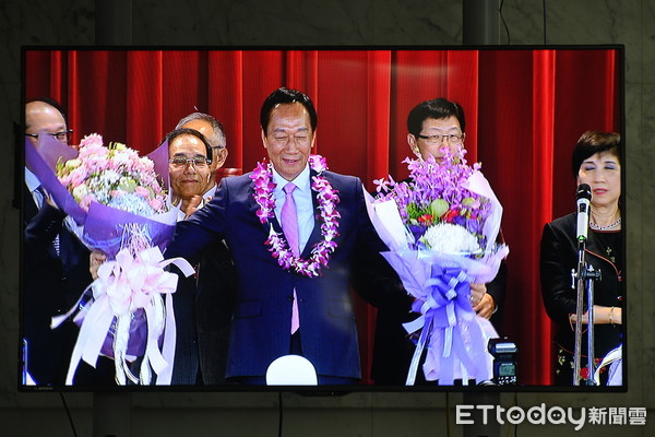 ▲鴻海集團股東會今（21）日登場，郭台銘最後一次以董事長身分出席鴻海股東會，並於董事會後正式退位。（圖／記者湯興漢攝）