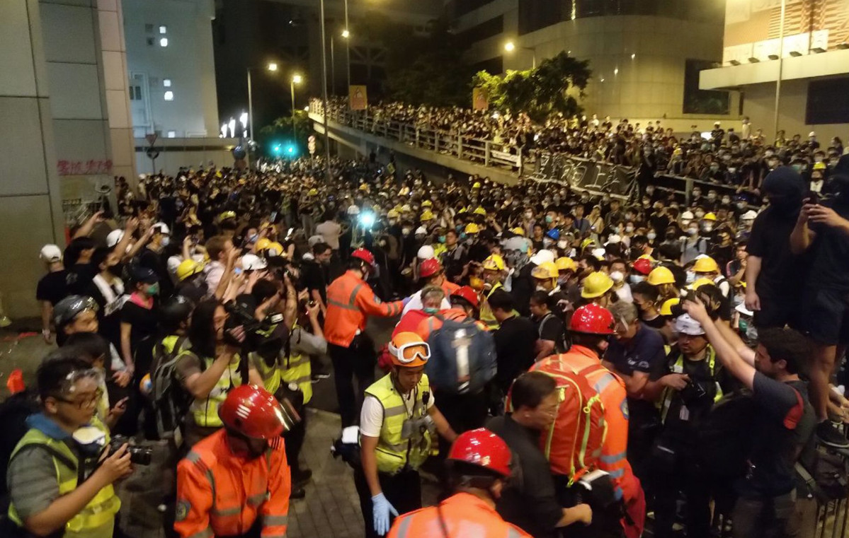 ▲▼621反送中包圍警總。（圖／香港大學學生會校園電視）