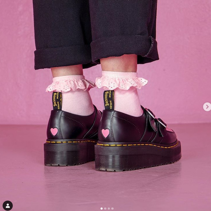 ▲Dr.Martens。（圖／翻攝自IG@lazyoaf、@drmartensofficial）