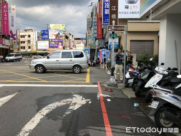 ▲▼祖孫外出買麵包，竟遭大貨車撞上，一死一傷。（圖／民眾提供）