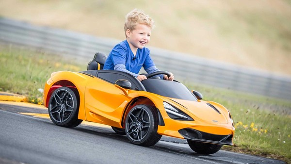 只要1.2萬元就能入手的超跑　麥拉倫720S兒童電動車培育下一個F1車手（圖／翻攝自麥拉倫）