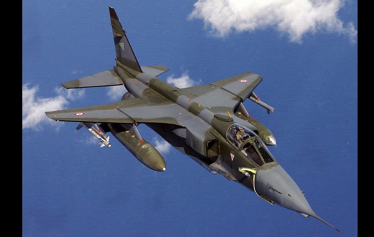 ▲▼ 美洲豹戰機（SEPECAT Jaguar）為英國、法國聯合開發的雙引擎輕型攻擊機系列，任務為秘密支援專用 。（圖／翻攝自維基百科）