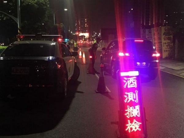 ▲桃警交大及蘆竹警方呼籲民眾「酒駕零容忍」已經是全民共識。（圖／桃警交大提供）