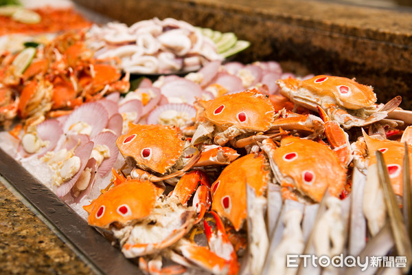 ▲多達25種海鮮料理　台北國賓明園西餐廳海鮮嘉年華只到8月底。(圖／台北國賓提供)